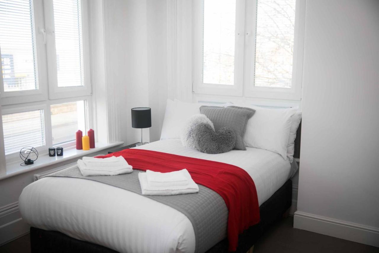 White Horse Charlton 3* London